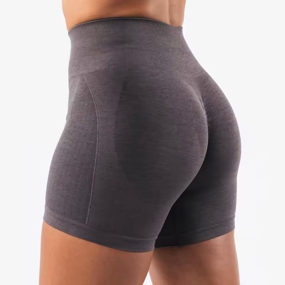 Nahtlose Damen-Gymshorts