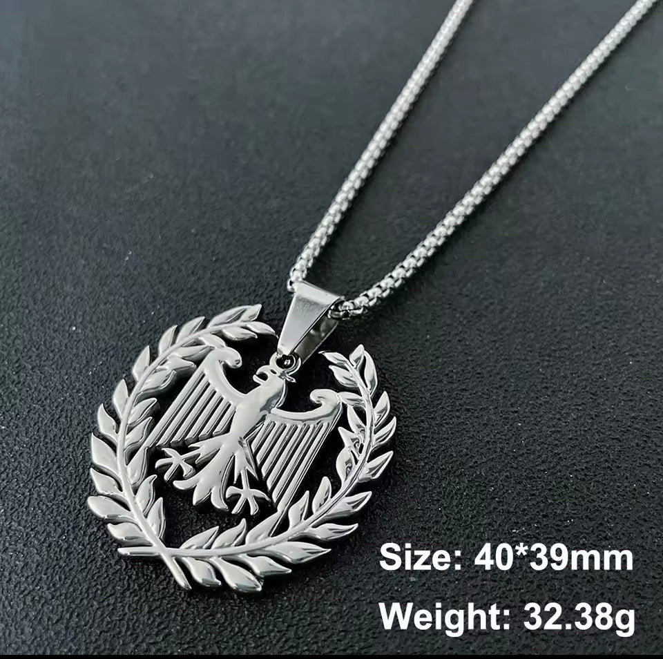 Stolzer Deutscher Halskette Ehrenkranz